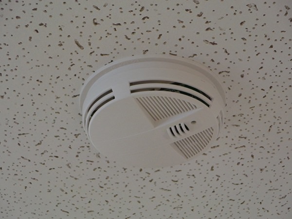 Smoke Detectors in a Security System - Heartland Security