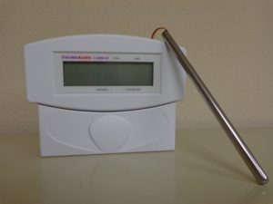 picture of a temperature sensor with a probe